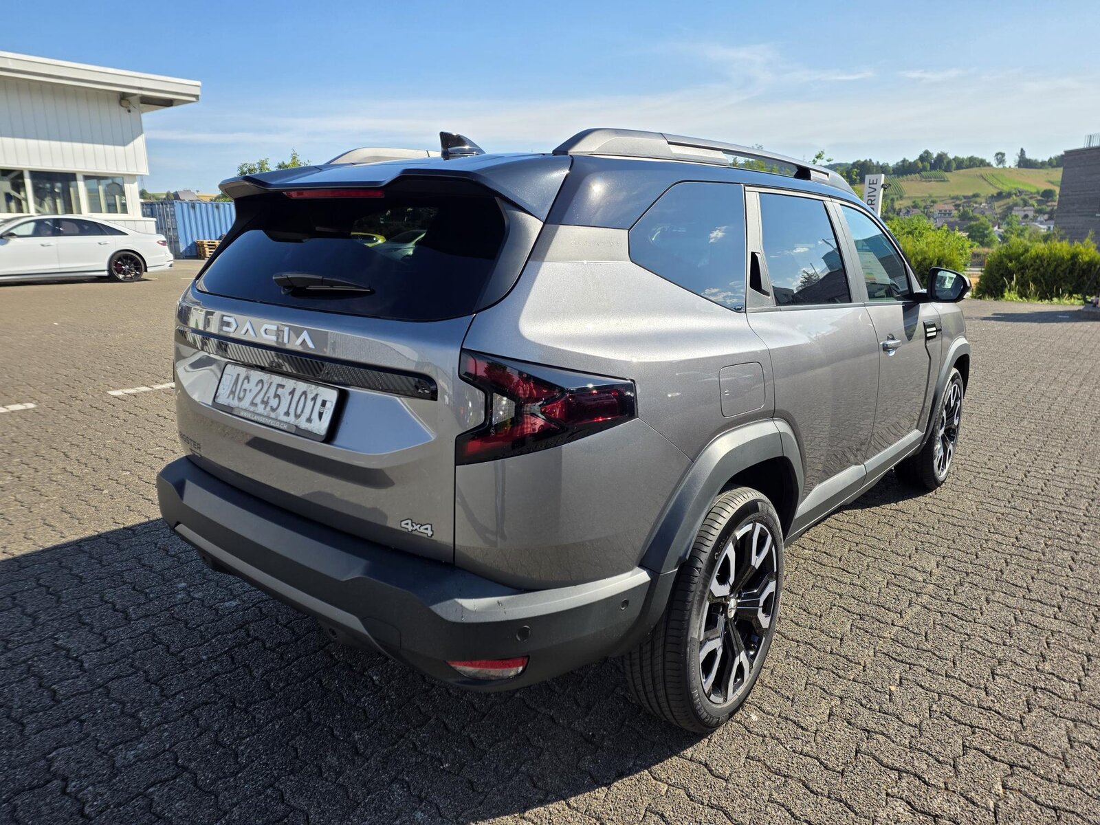DACIA Bigster 1.2 Hybrid Journey 4WD, Full-Hybrid Petrol/Electric, Ex-demonstrator, Automatic - 4