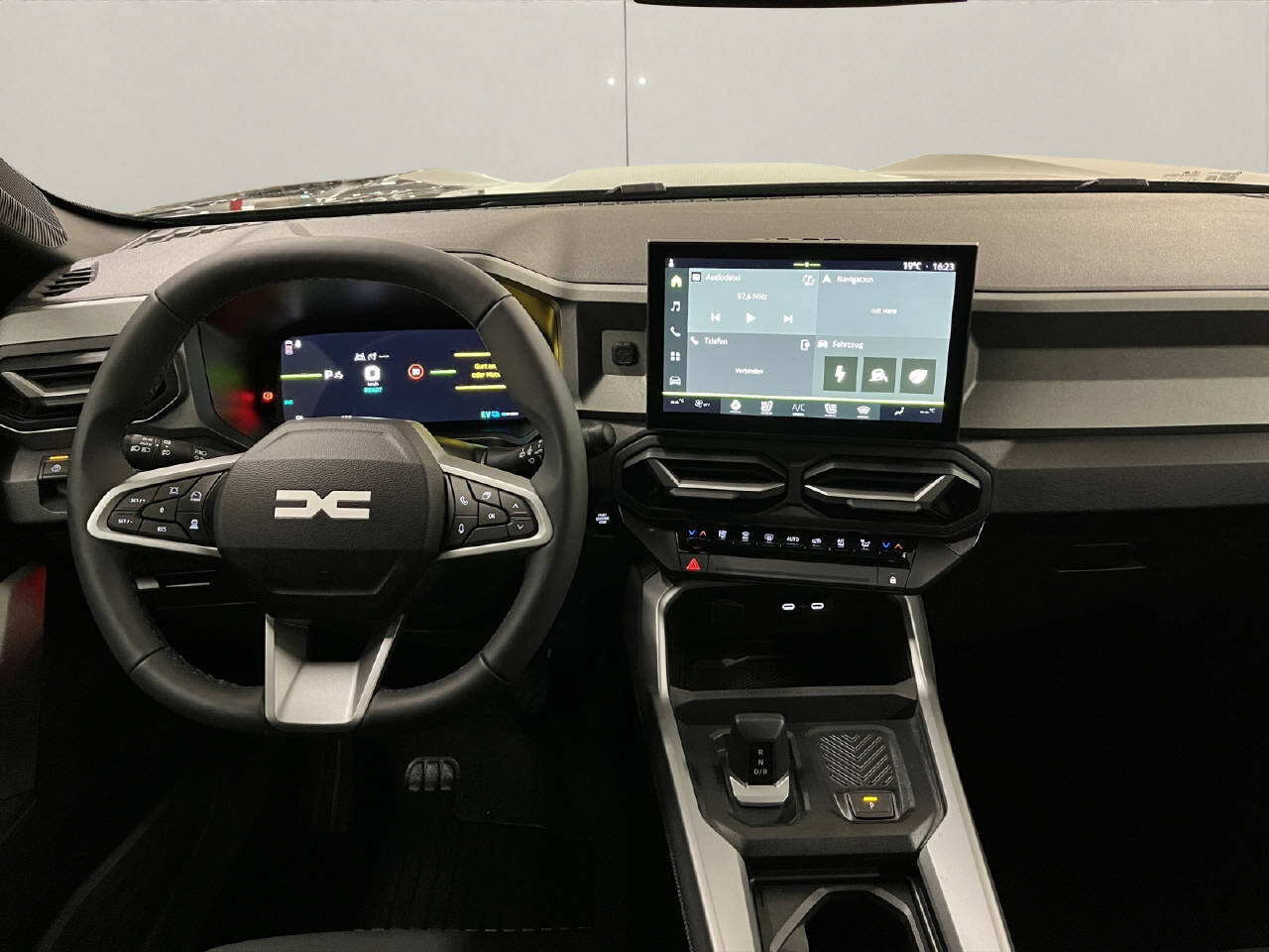 DACIA Bigster 1.8 Hybrid Journey, Full-Hybrid Petrol/Electric, Ex-demonstrator, Automatic - 5