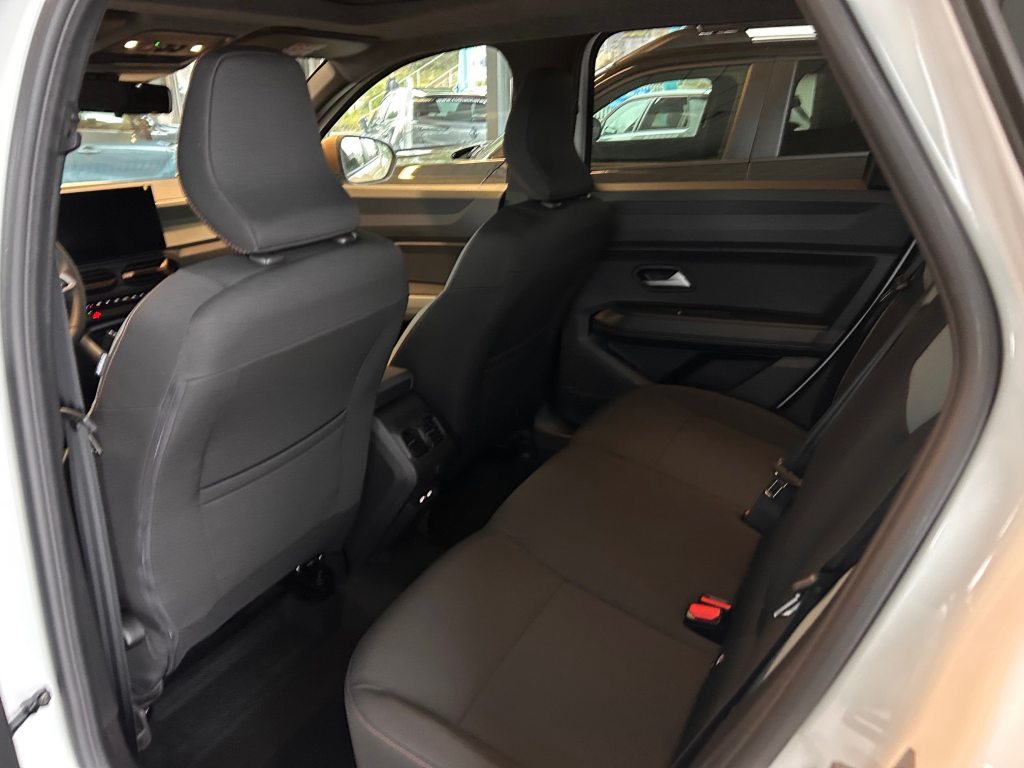 DACIA BIGSTER 1.8 Hybrid Extreme, Hybride Intégral Essence/Électricité, Voiture de démonstration, Automatique - 5