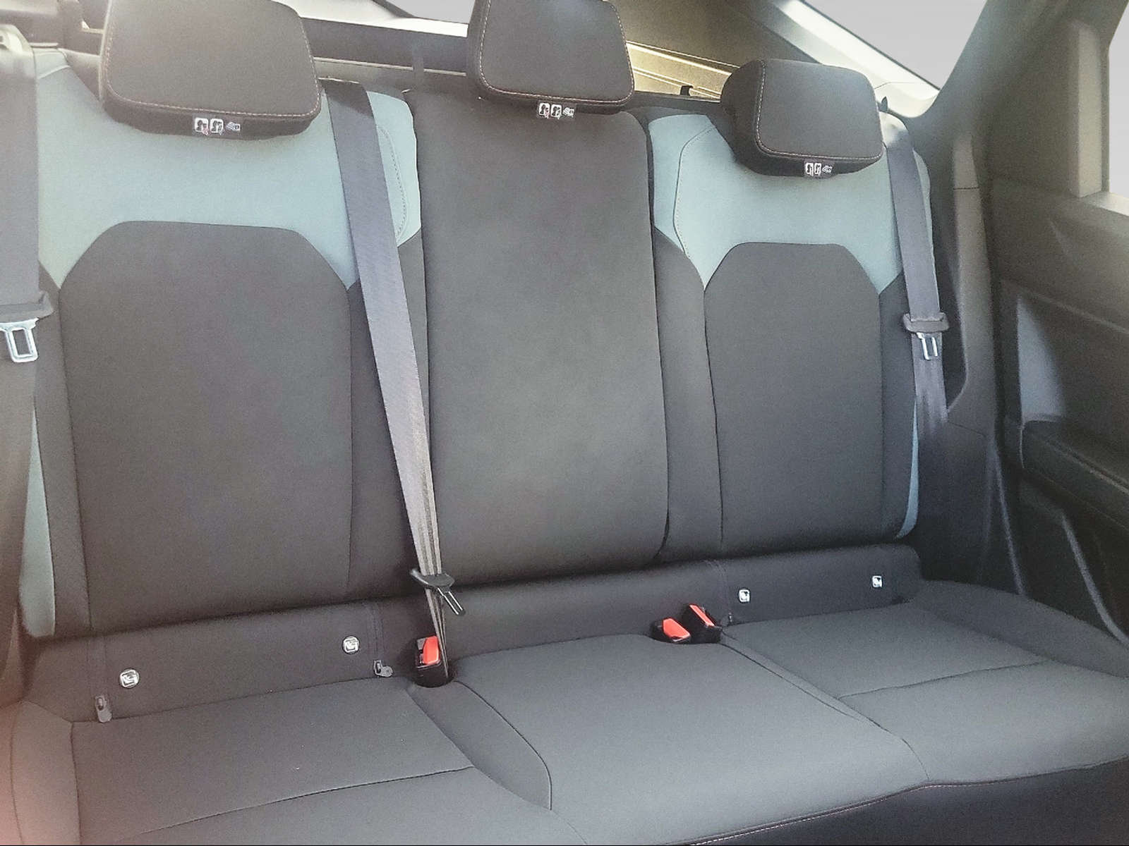 DACIA BIGSTER extreme hybrid 155, Voll-Hybrid Benzin/Elektro, Neuwagen, Automat - 7