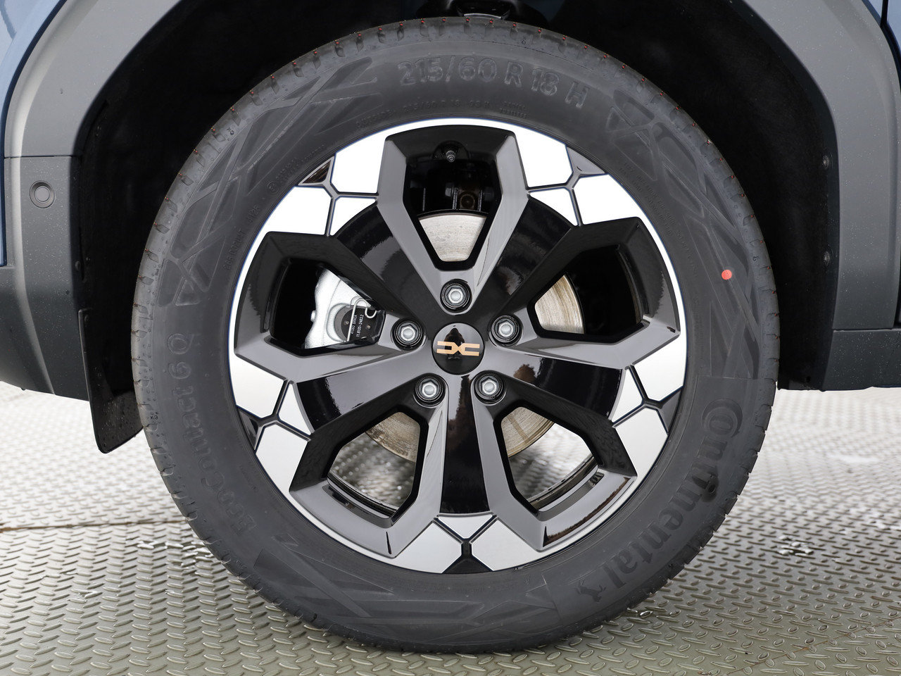 DACIA Bigster 1.2 TCe Extreme, Mild-Hybrid Petrol/Electric, New car, Manual - 4