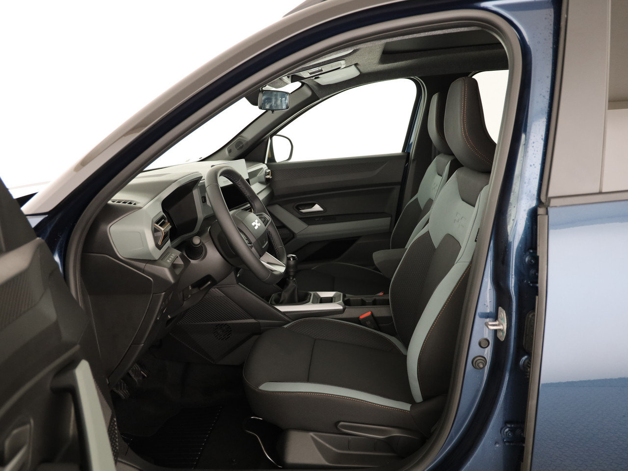 DACIA Bigster 1.2 TCe Extreme, Mild-Hybrid Petrol/Electric, New car, Manual - 6