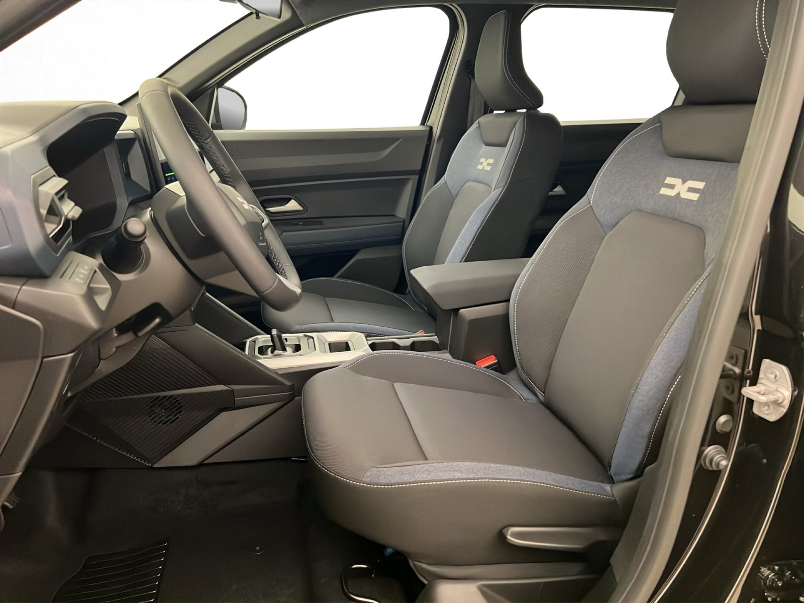 DACIA Bigster 1.8 Hybrid Expression, Full-Hybrid Petrol/Electric, New car, Automatic - 5