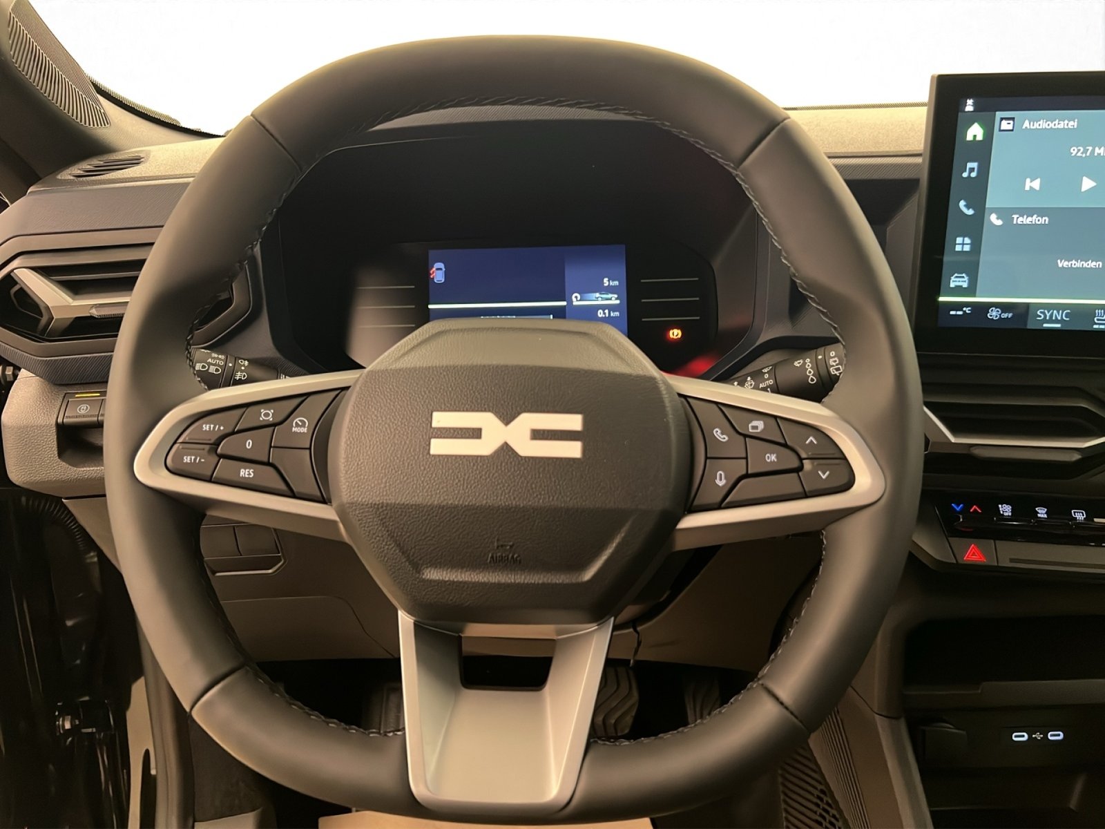 DACIA Bigster 1.8 Hybrid Expression, Full-Hybrid Petrol/Electric, New car, Automatic - 6