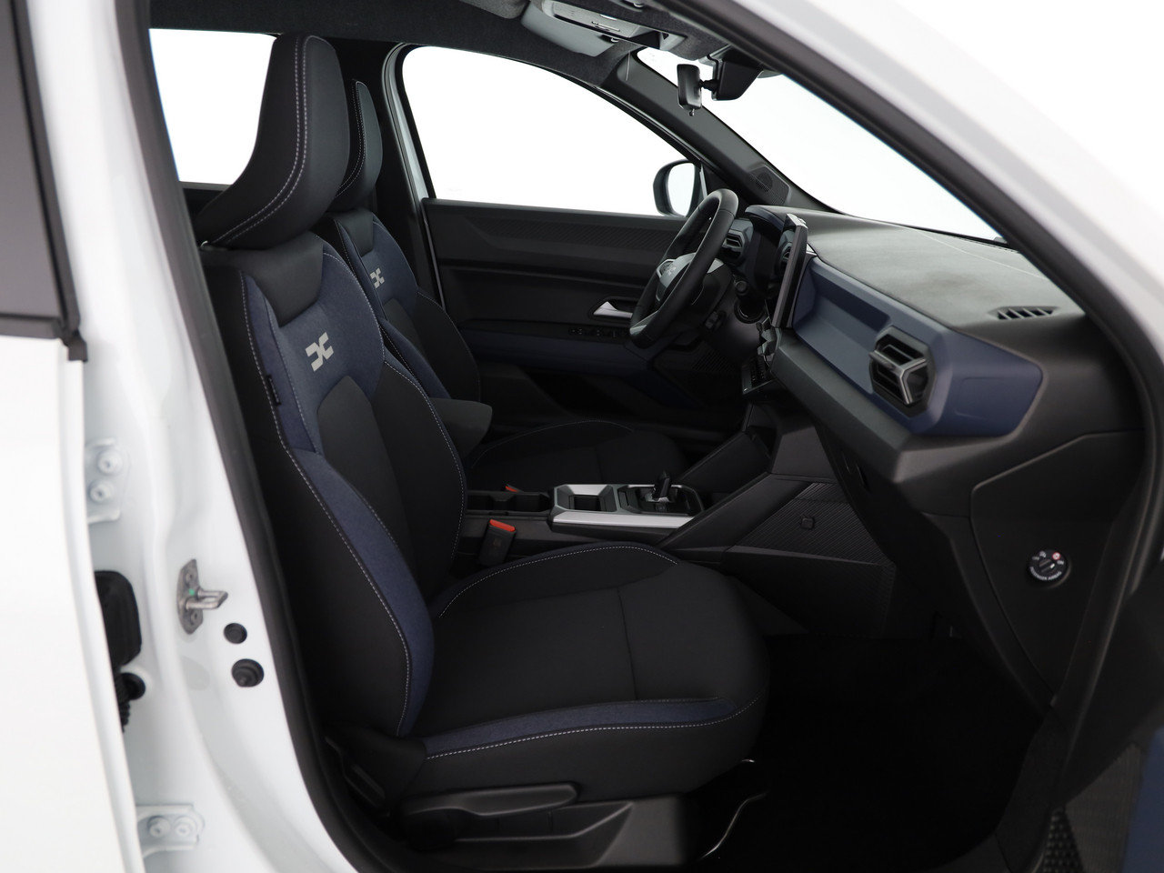 DACIA Bigster 1.8 Hybrid Expression, Full-Hybrid Petrol/Electric, New car, Automatic - 7