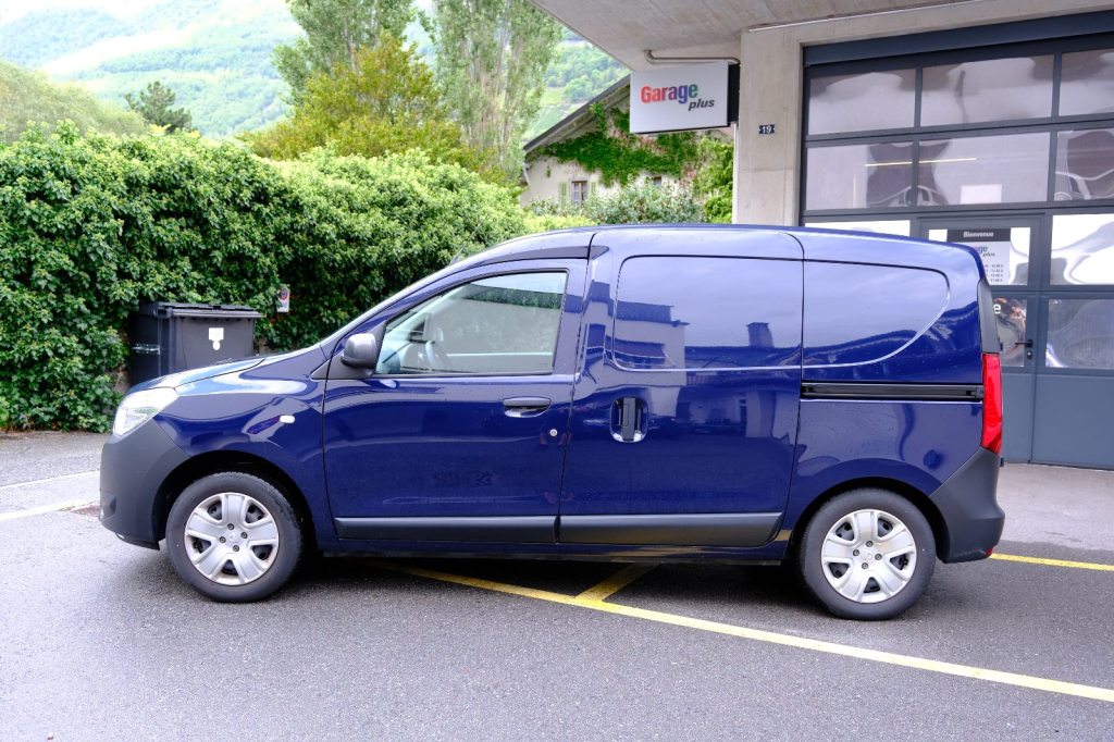 DACIA 1.3 TCe 100 Essential S/S, Essence, Occasion / Utilisé, Manuelle - 3