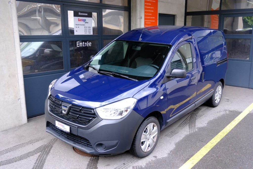 DACIA 1.3 TCe 100 Essential S/S, Essence, Occasion / Utilisé, Manuelle