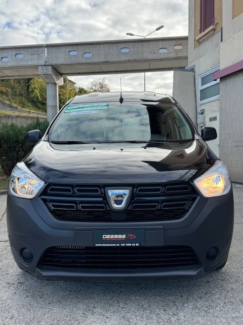 DACIA Dokker Van TCe 115 SS Essential Verblecht, Benzin, Occasion / Gebraucht, Handschaltung - 3