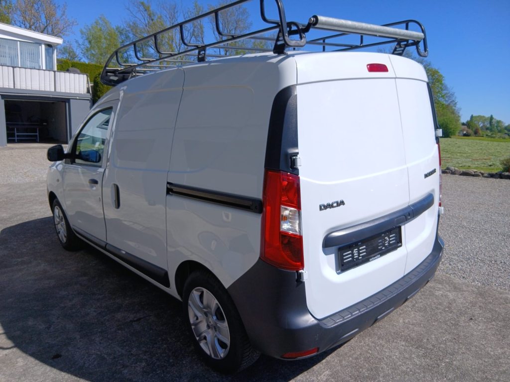 DACIA DOKKER 1.3 TCe 100 Essential S/S, Essence, Occasion / Utilisé, Manuelle - 2