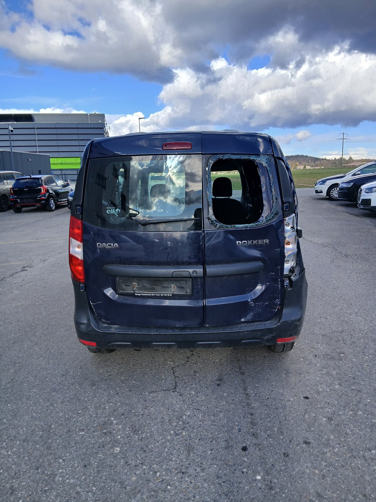 DACIA Dokker 1.6 16V, Essence, Occasion / Utilisé, Manuelle - 6