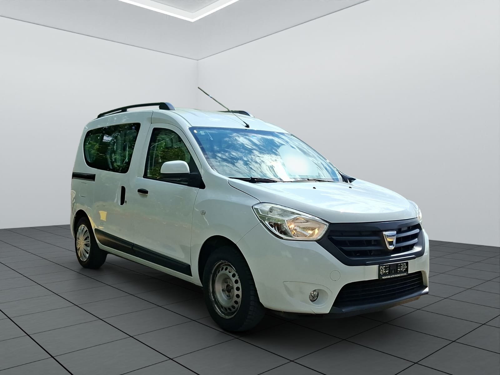 DACIA Dokker 1.2 T Essential, Petrol, Second hand / Used, Manual - 3
