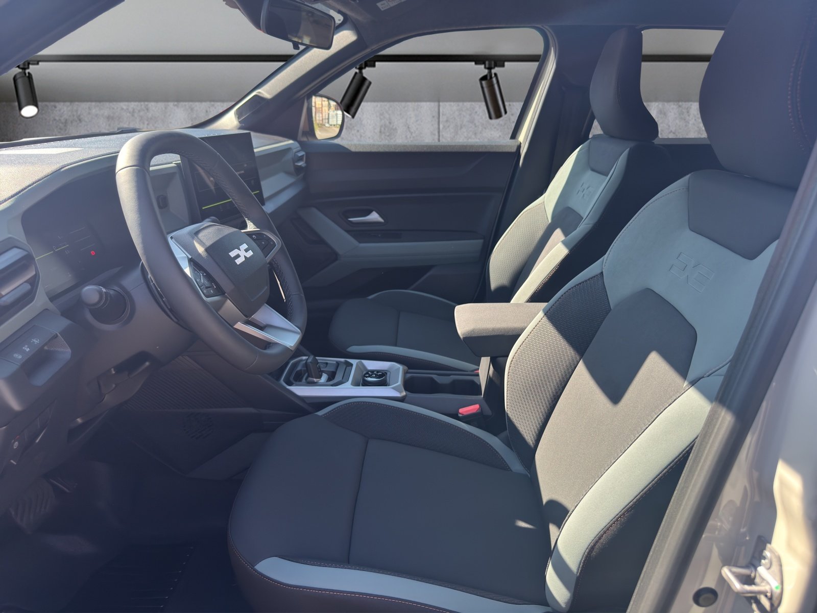 DACIA Duster TCe 150 48V Extreme 4x4, Benzin, Neuwagen, Automatik - 6