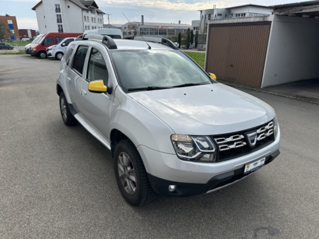 DACIA Duster 1.6 Lauréate 4x4, Benzina, Occasioni / Usate, Manuale - 3