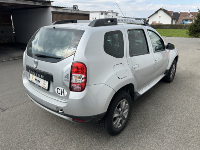 DACIA Duster 1.6 Lauréate 4x4, Benzina, Occasioni / Usate, Manuale - 4
