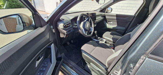 DACIA Duster 130 48V Extreme4x4, Benzin, Occasion / Gebraucht, Handschaltung - 7