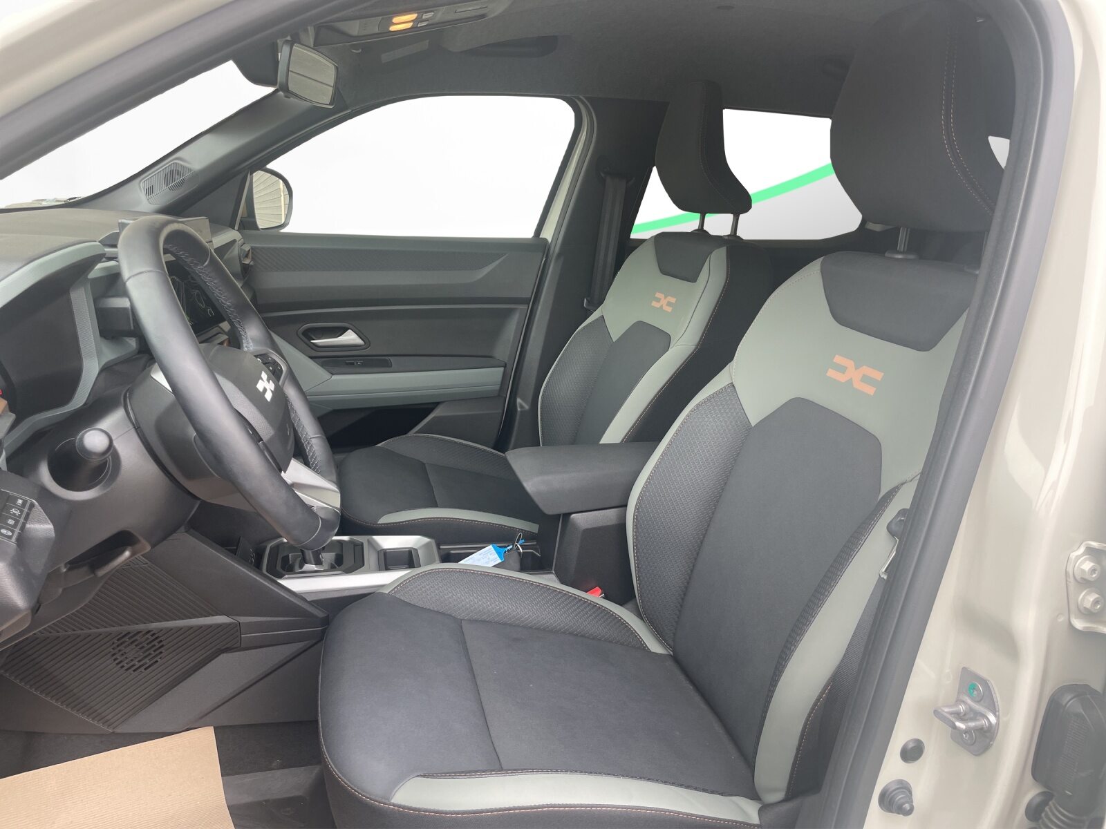 DACIA Duster HEV 140 Extreme, Essence, Occasion / Utilisé, Automatique - 7