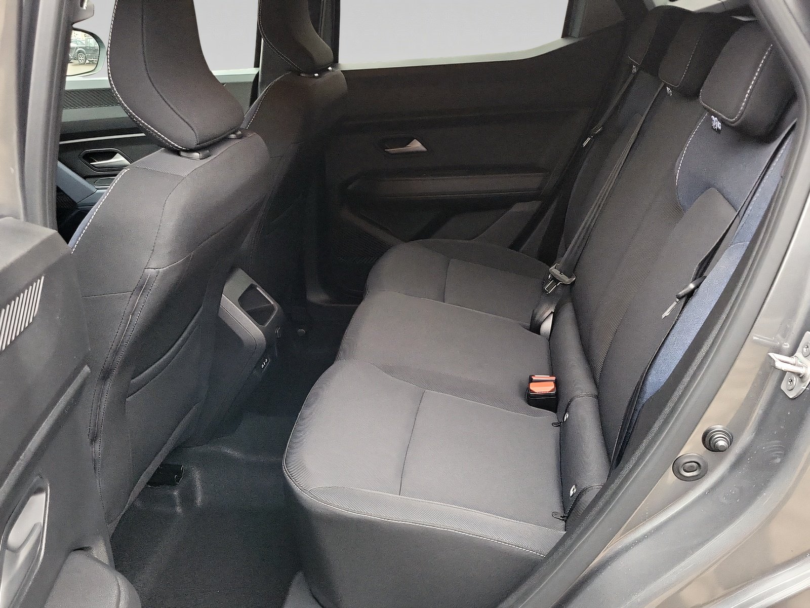 DACIA DUSTER Journey TCe 130 4x4, Hybride Léger Essence/Électricité, Voiture nouvelle, Manuelle - 7