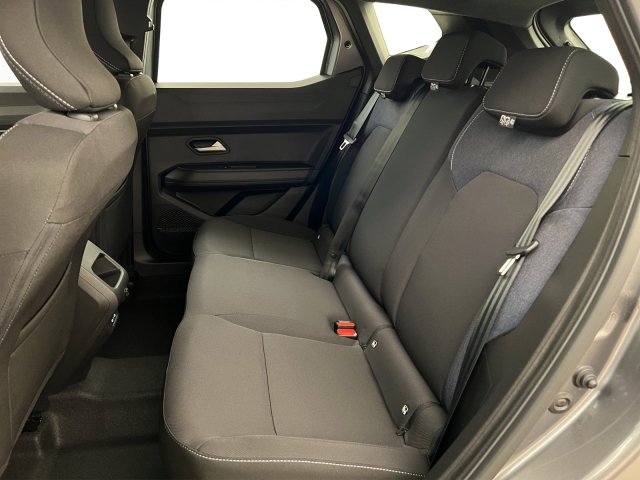 DACIA Duster 1.6 Hybrid Expression, Full-Hybrid Petrol/Electric, New car, Automatic - 6