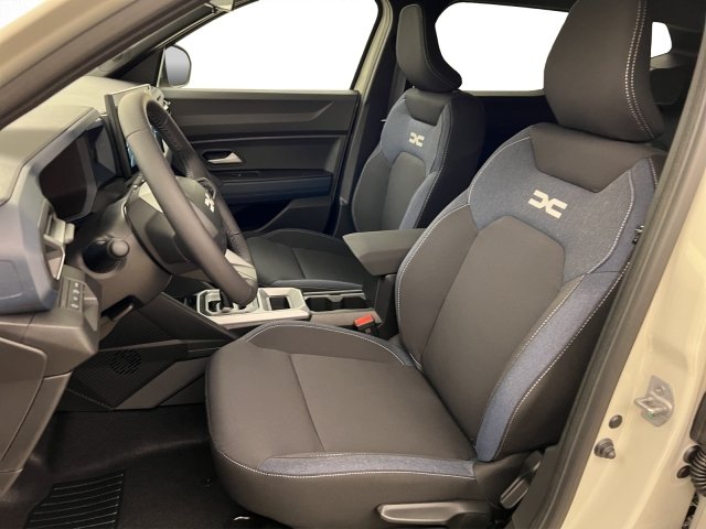 DACIA Duster 1.6 Hybrid Journey, Full-Hybrid Petrol/Electric, New car, Automatic - 5