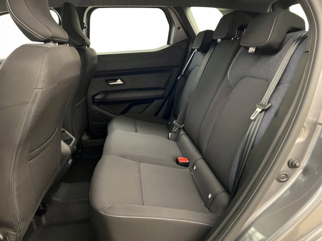 DACIA Duster 1.6 Hybrid Expression, Voll-Hybrid Benzin/Elektro, Neuwagen, Automatik - 6