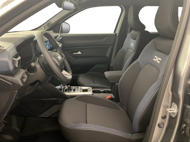 DACIA Duster 1.6 Hybrid Journey, Hybride Intégral Essence/Électricité, Voiture nouvelle, Automatique - 5