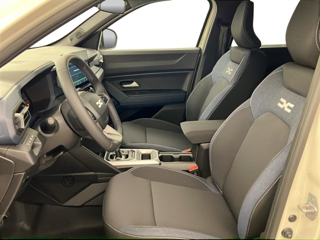 DACIA Duster 1.6 Hybrid Journey, Full-Hybrid Petrol/Electric, New car, Automatic - 5