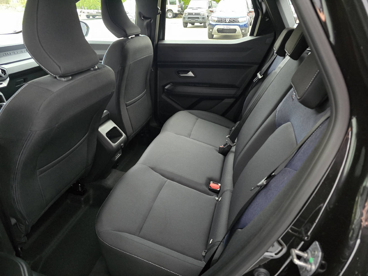 DACIA DUSTER Journey mild hybrid 130 4x4, Mild-Hybrid Petrol/Electric, New car, Manual - 7