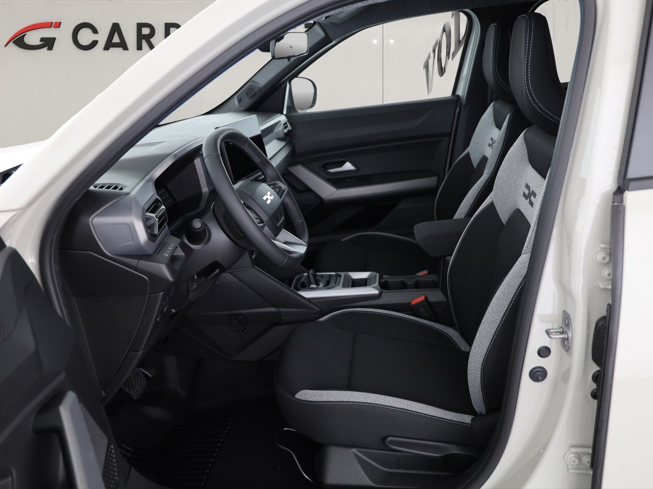 DACIA Duster 1.8 Hybrid Journey, Voll-Hybrid Benzin/Elektro, Neuwagen, Automatik - 6