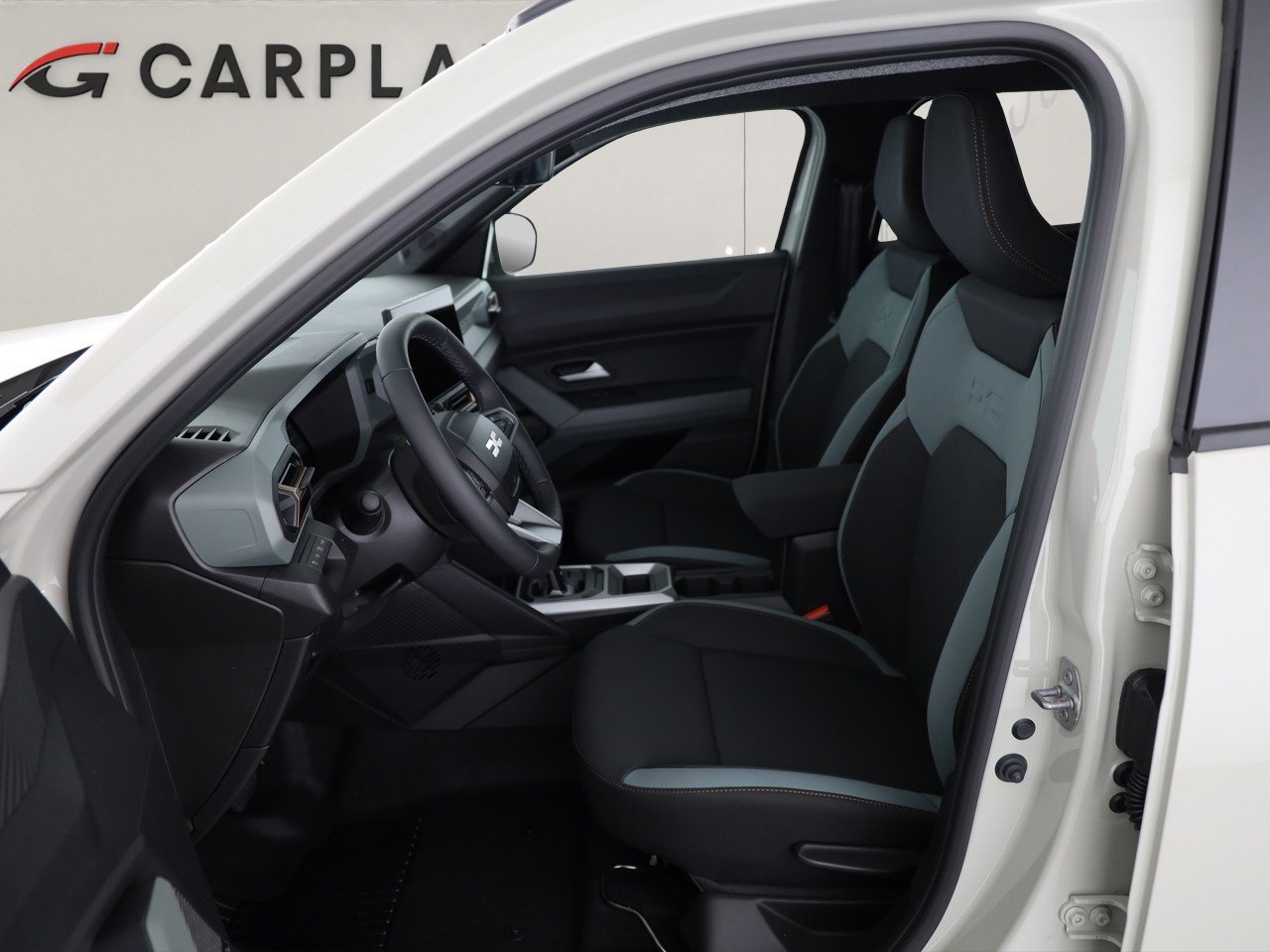 DACIA Duster 1.8 Hybrid Extreme, Voll-Hybrid Benzin/Elektro, Neuwagen, Automatik - 6