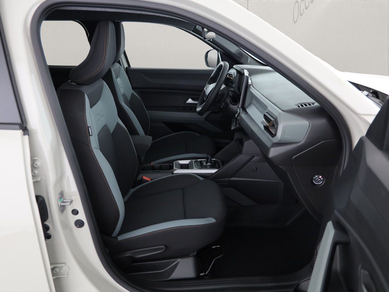 DACIA Duster 1.8 Hybrid Extreme, Voll-Hybrid Benzin/Elektro, Neuwagen, Automatik - 7