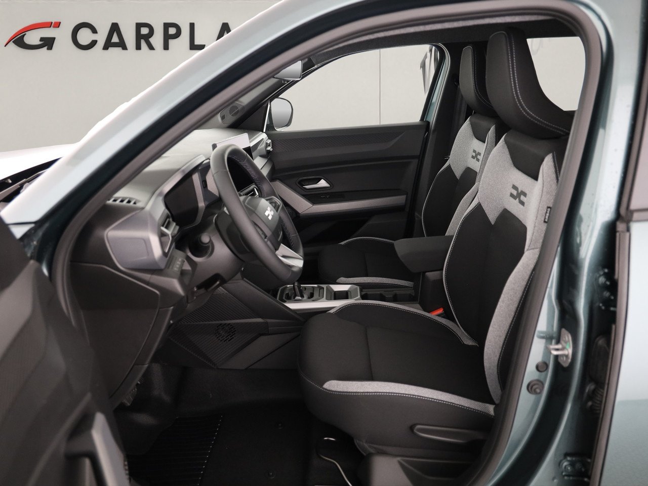 DACIA Duster 1.8 Hybrid Journey, Full-Hybrid Petrol/Electric, New car, Automatic - 6