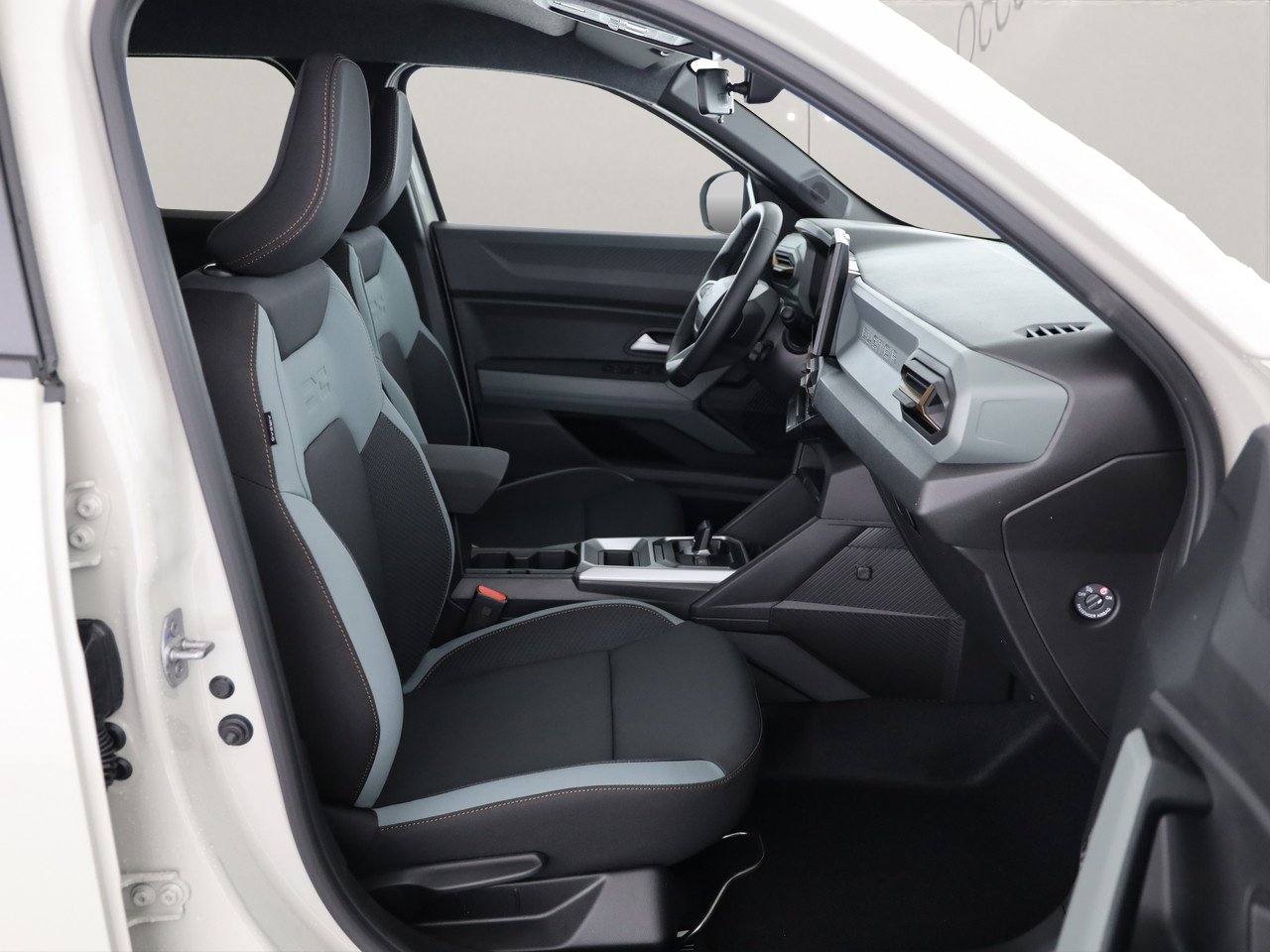 DACIA Duster 1.8 Hybrid Extreme, Hybride Integrale Benzina/Elettrica, Auto nuove, Automatico - 7
