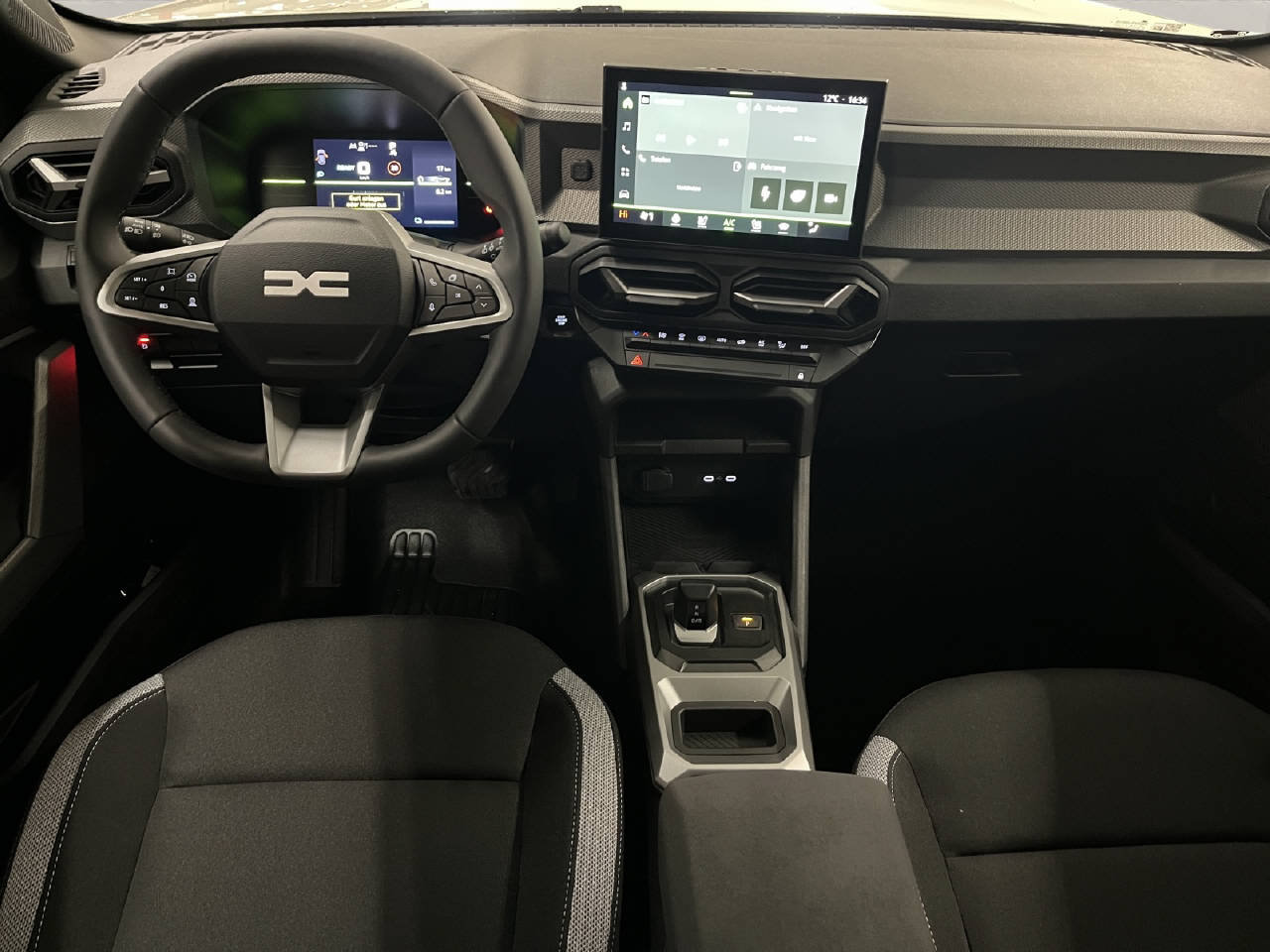 DACIA Duster 1.8 Hybrid Journey, Full-Hybrid Petrol/Electric, New car, Automatic - 6