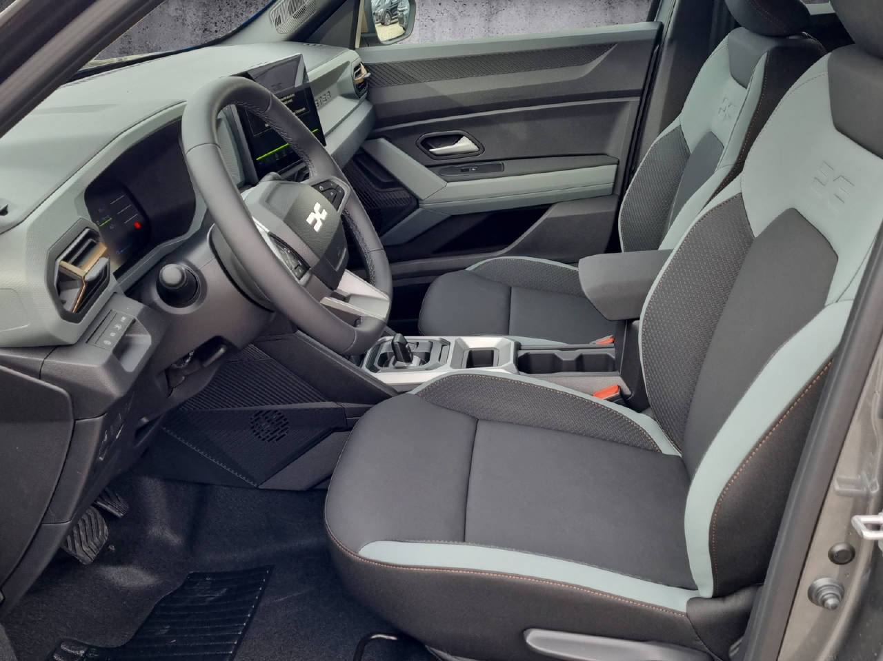 DACIA Duster extreme hybrid 155, Voll-Hybrid Benzin/Elektro, Neuwagen, Automatik - 6