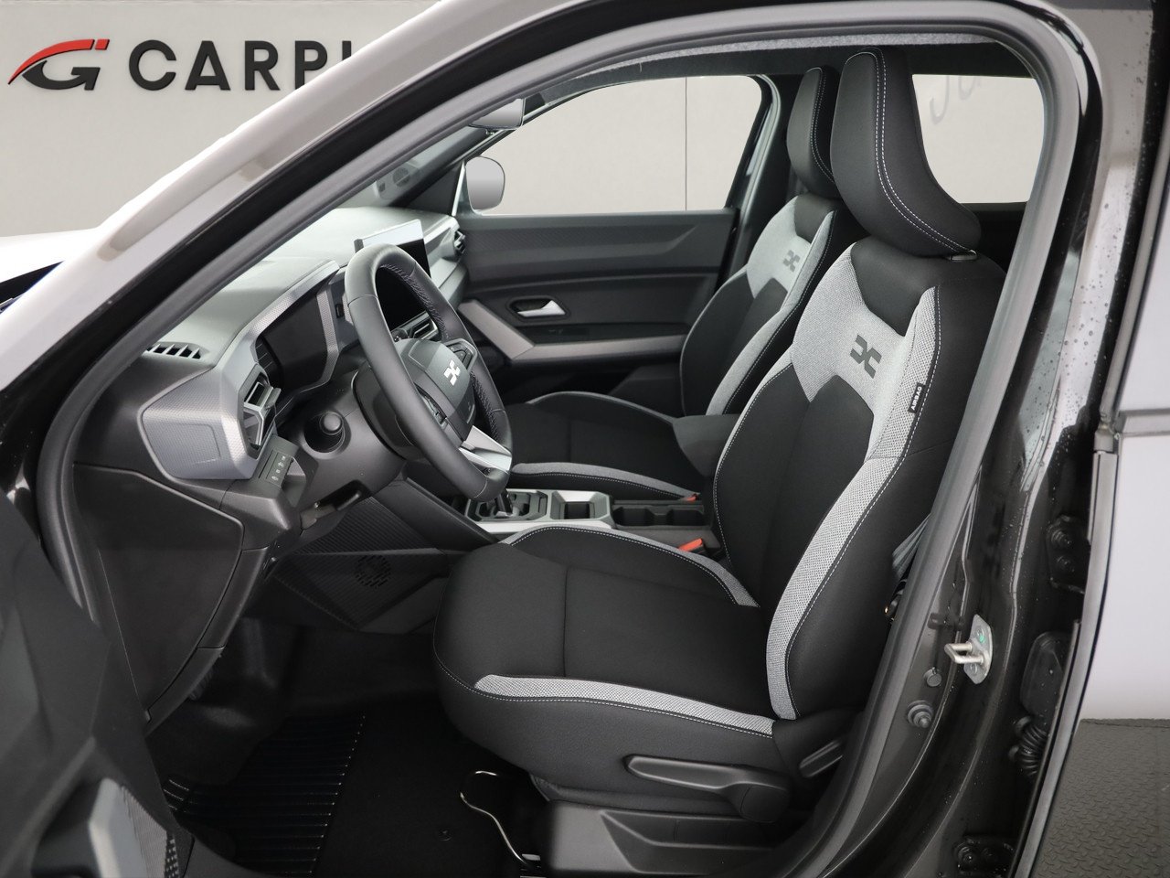 DACIA Duster 1.8 Hybrid Journey, Hybride Intégral Essence/Électricité, Voiture nouvelle, Automatique - 6