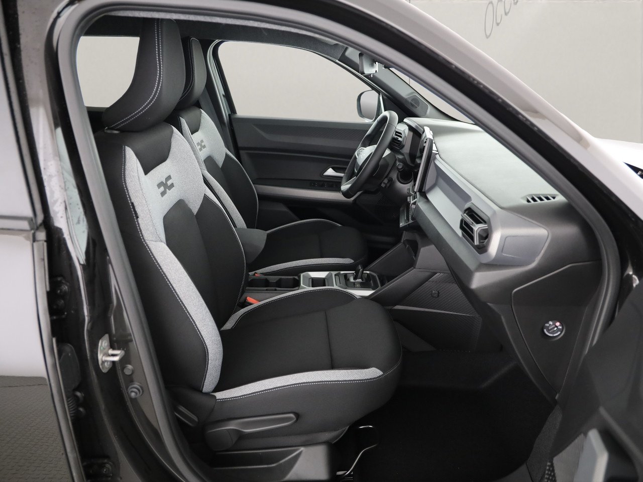 DACIA Duster 1.8 Hybrid Journey, Hybride Intégral Essence/Électricité, Voiture nouvelle, Automatique - 7