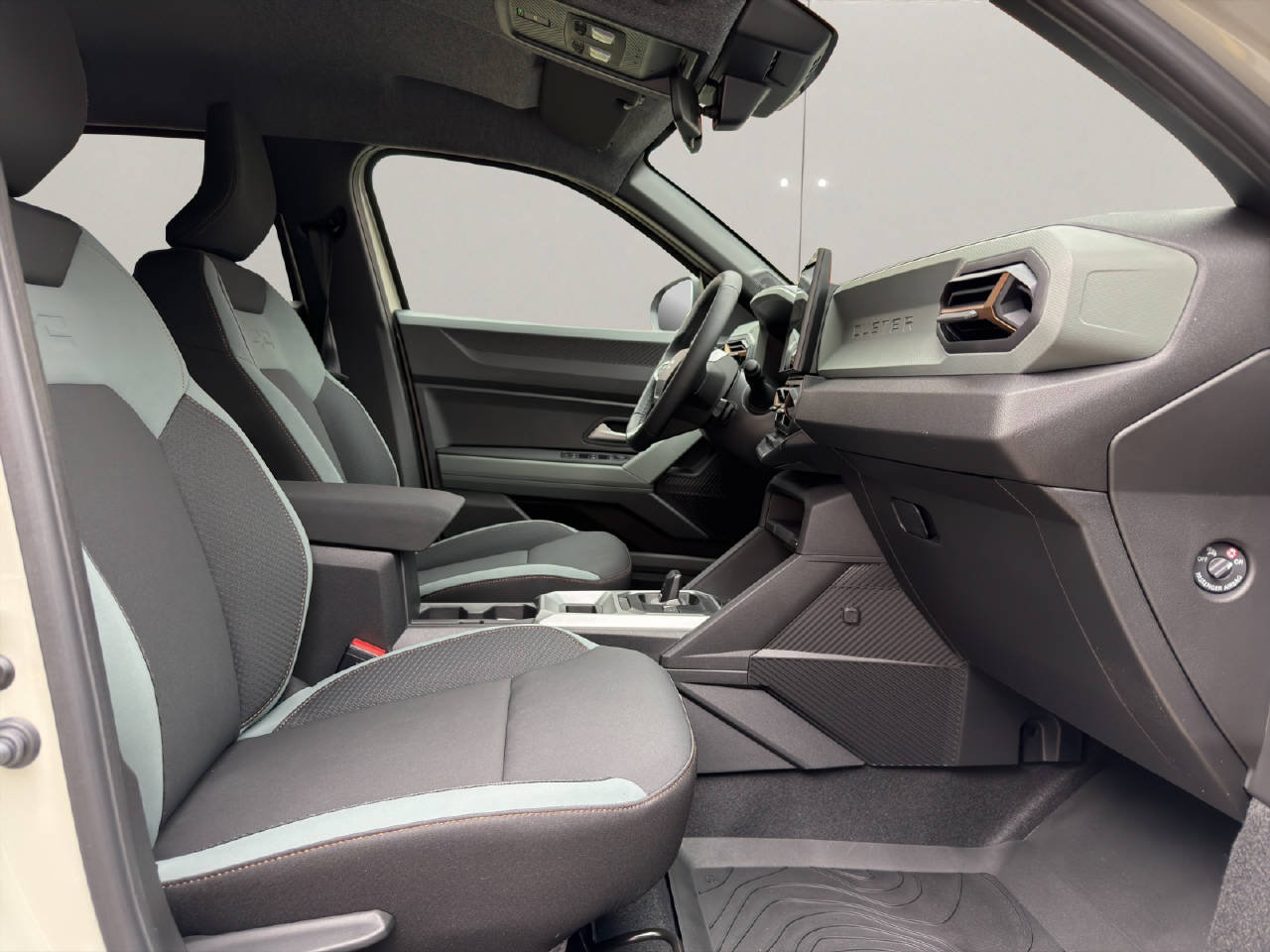 DACIA Duster 1.8 Hybrid Extreme, Hybride Integrale Benzina/Elettrica, Auto nuove, Automatico - 7