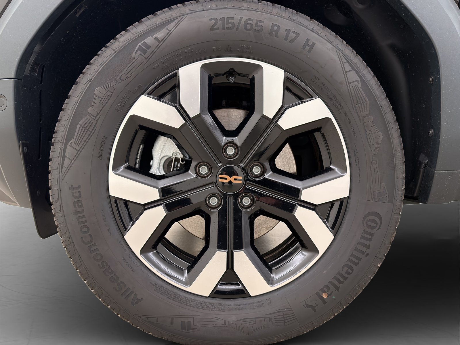DACIA Duster 1.2 TCe Extreme 4WD, Hybride Léger Essence/Électricité, Voiture nouvelle, Manuelle - 5