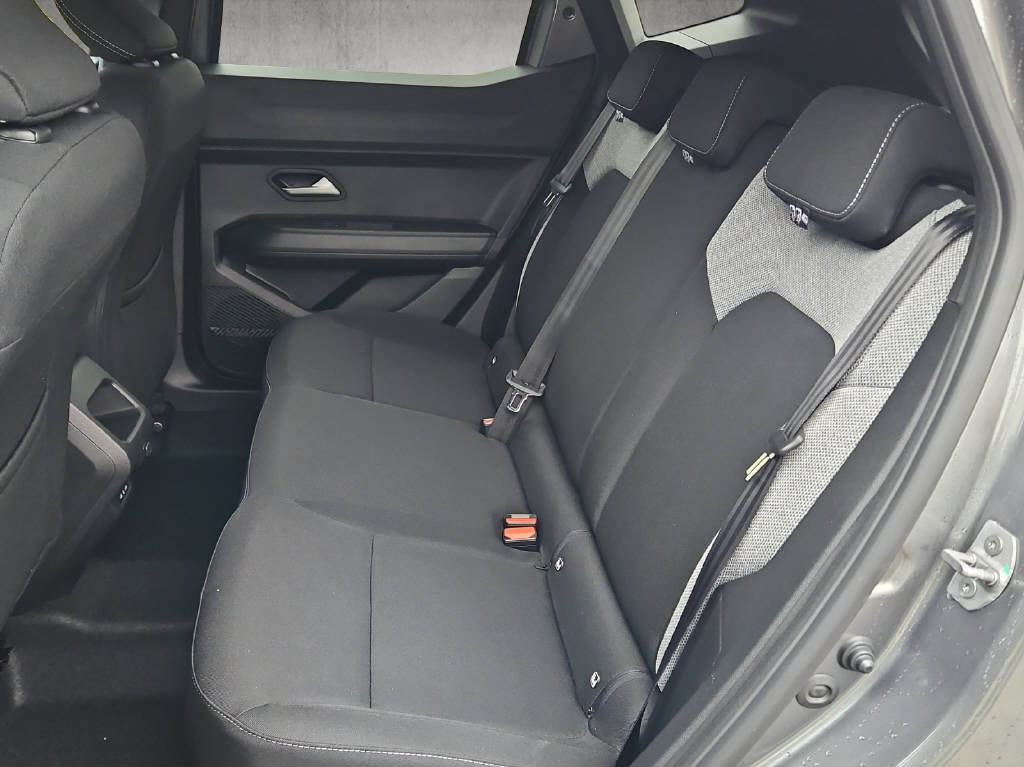 DACIA Duster 1.8 Hybrid Journey, Full-Hybrid Petrol/Electric, New car, Automatic - 5