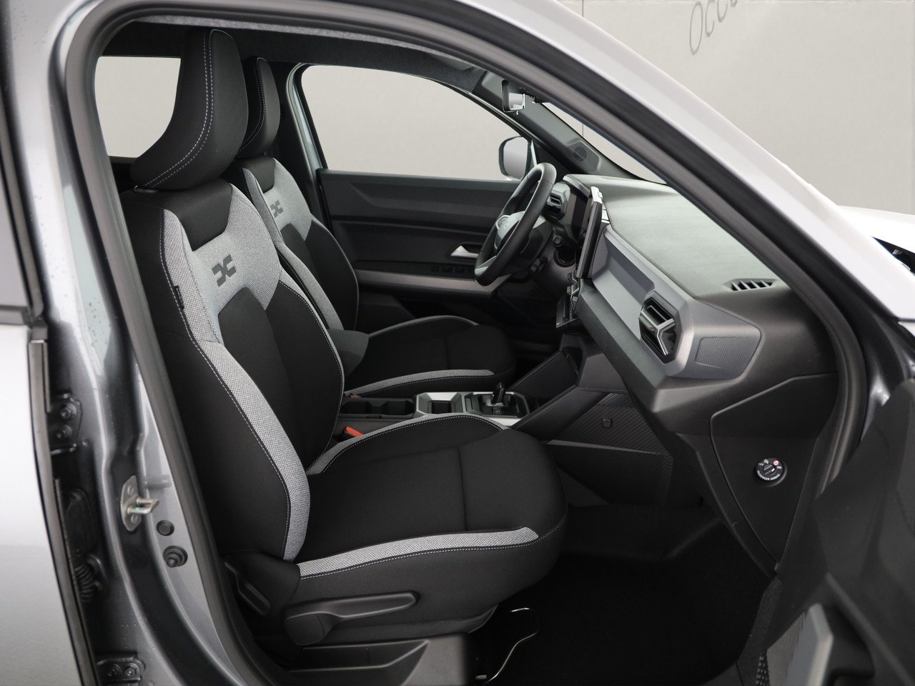 DACIA Duster 1.8 Hybrid Journey, Hybride Intégral Essence/Électricité, Voiture nouvelle, Automatique - 7
