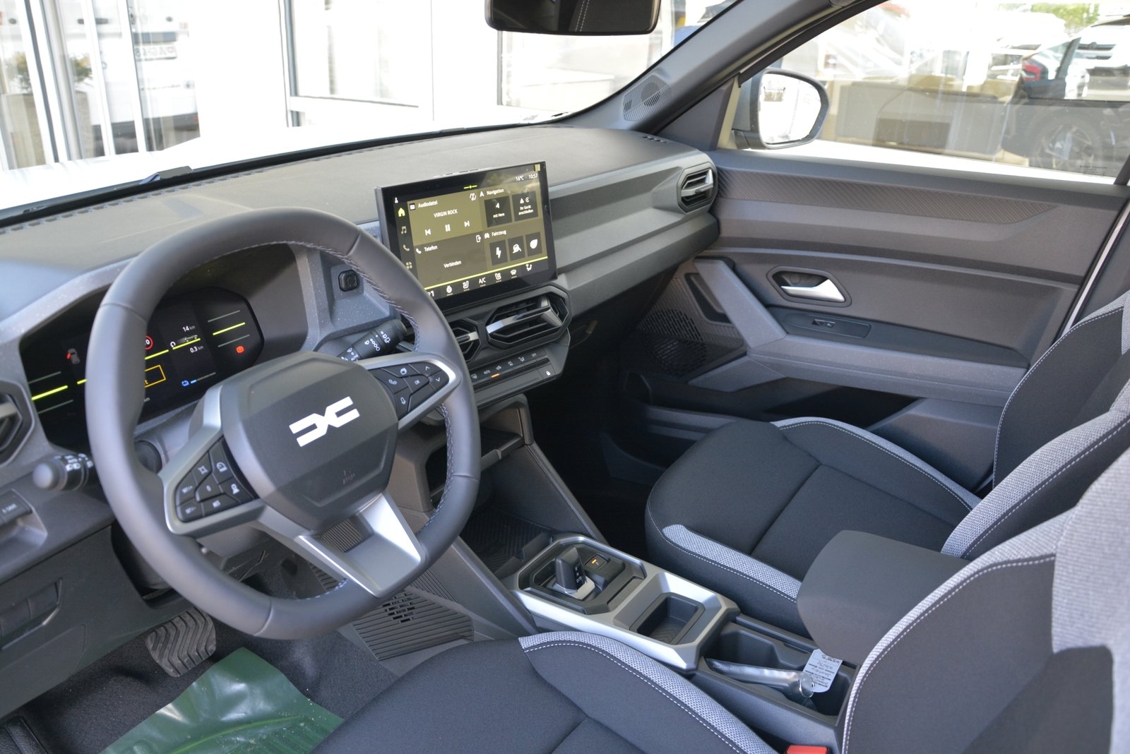 DACIA DUSTER, Hybride Intégral Essence/Électricité, Voiture nouvelle, Automatique - 5