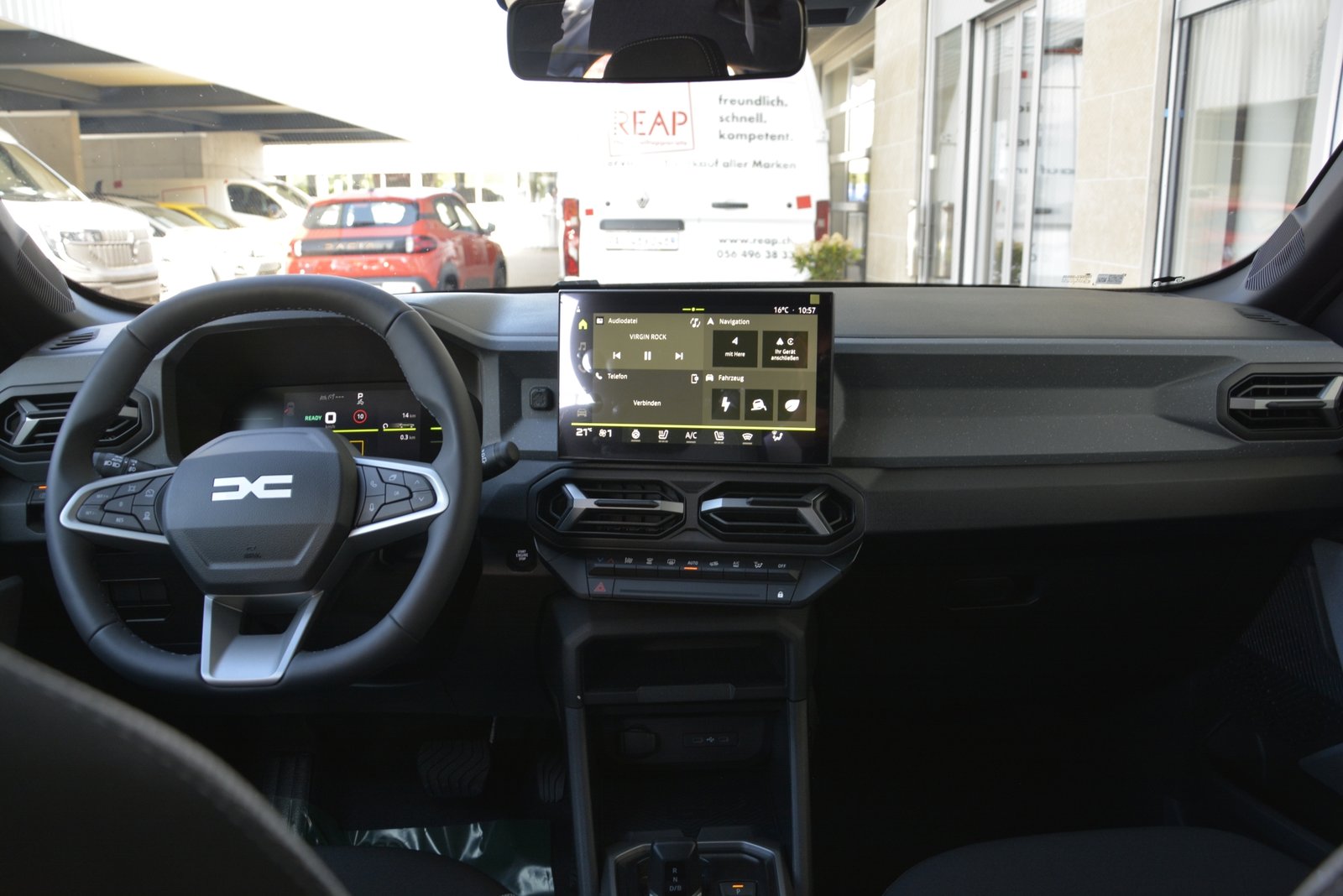 DACIA DUSTER, Hybride Intégral Essence/Électricité, Voiture nouvelle, Automatique - 6