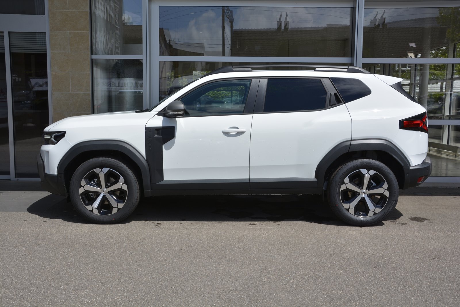 DACIA DUSTER journey hybrid 155, Hybride Intégral Essence/Électricité, Voiture nouvelle, Automatique - 3