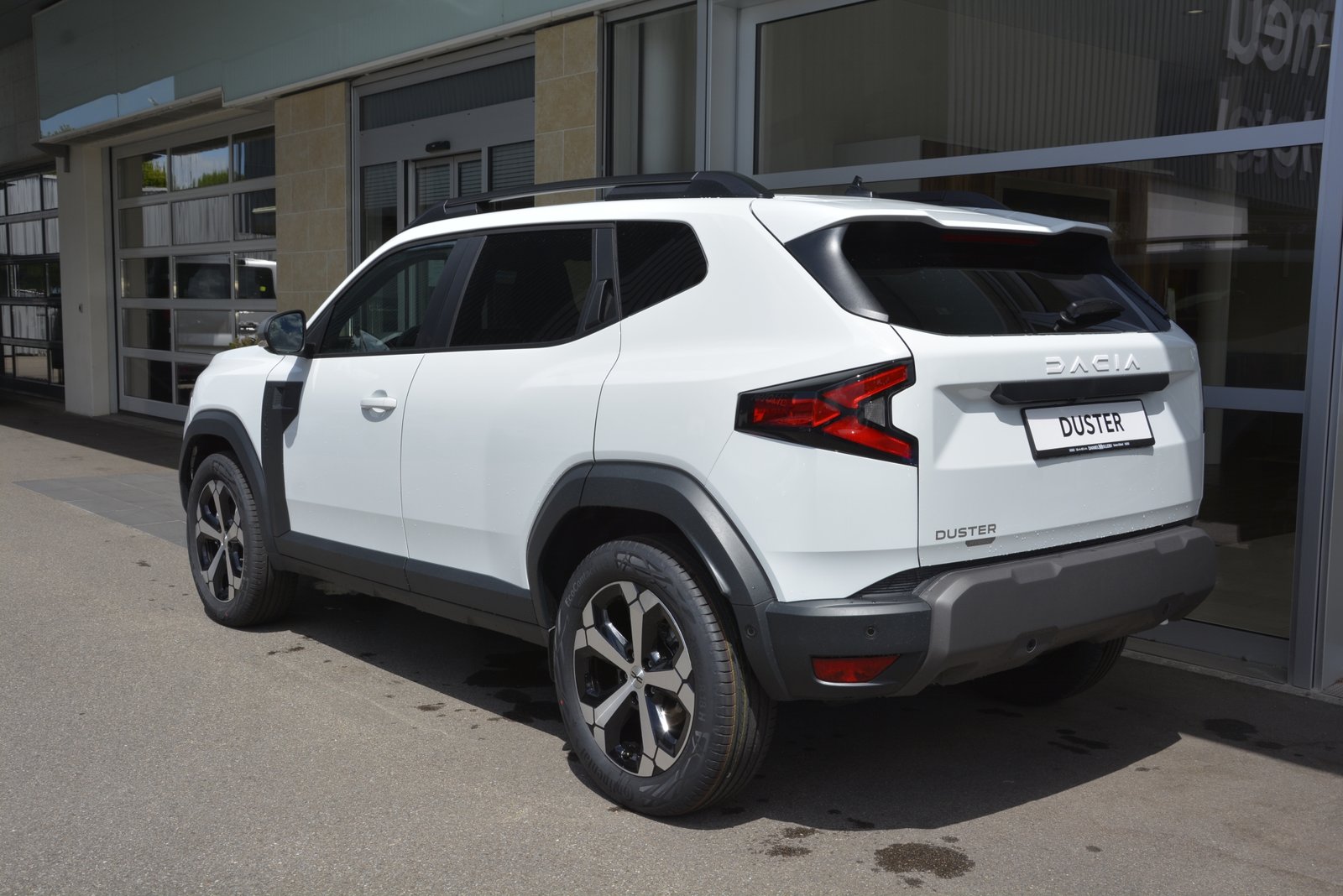 DACIA DUSTER journey hybrid 155, Hybride Intégral Essence/Électricité, Voiture nouvelle, Automatique - 4