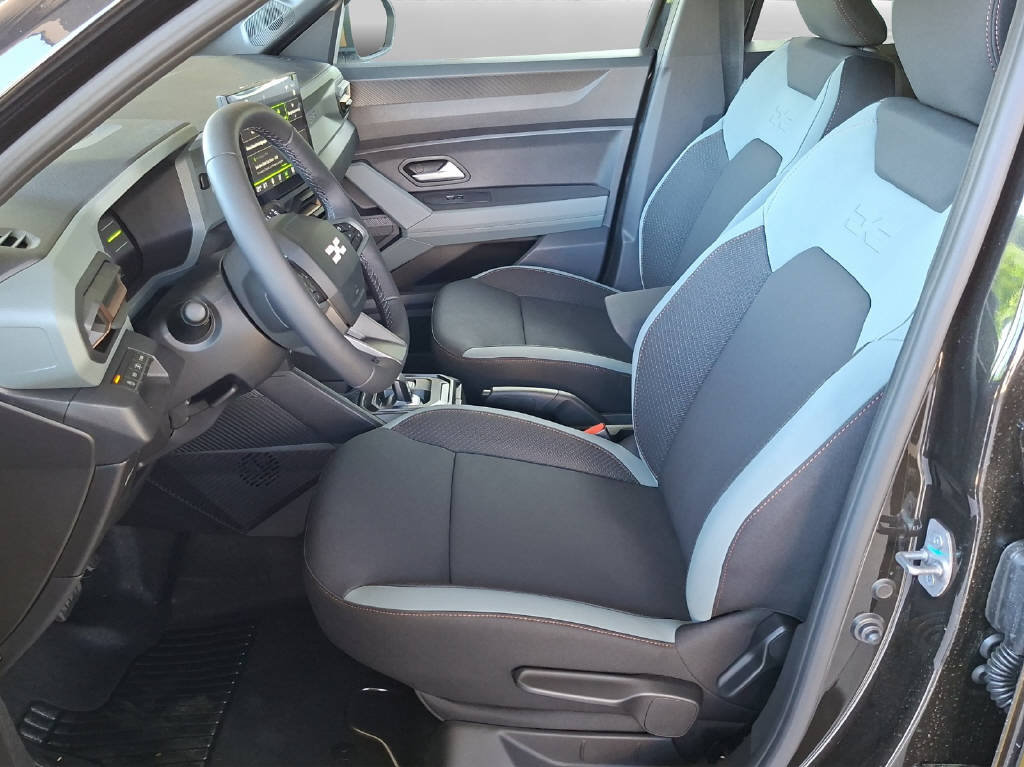 DACIA Duster 1.8 Hybrid Extreme, Hybride Integrale Benzina/Elettrica, Auto nuove, Automatico - 4