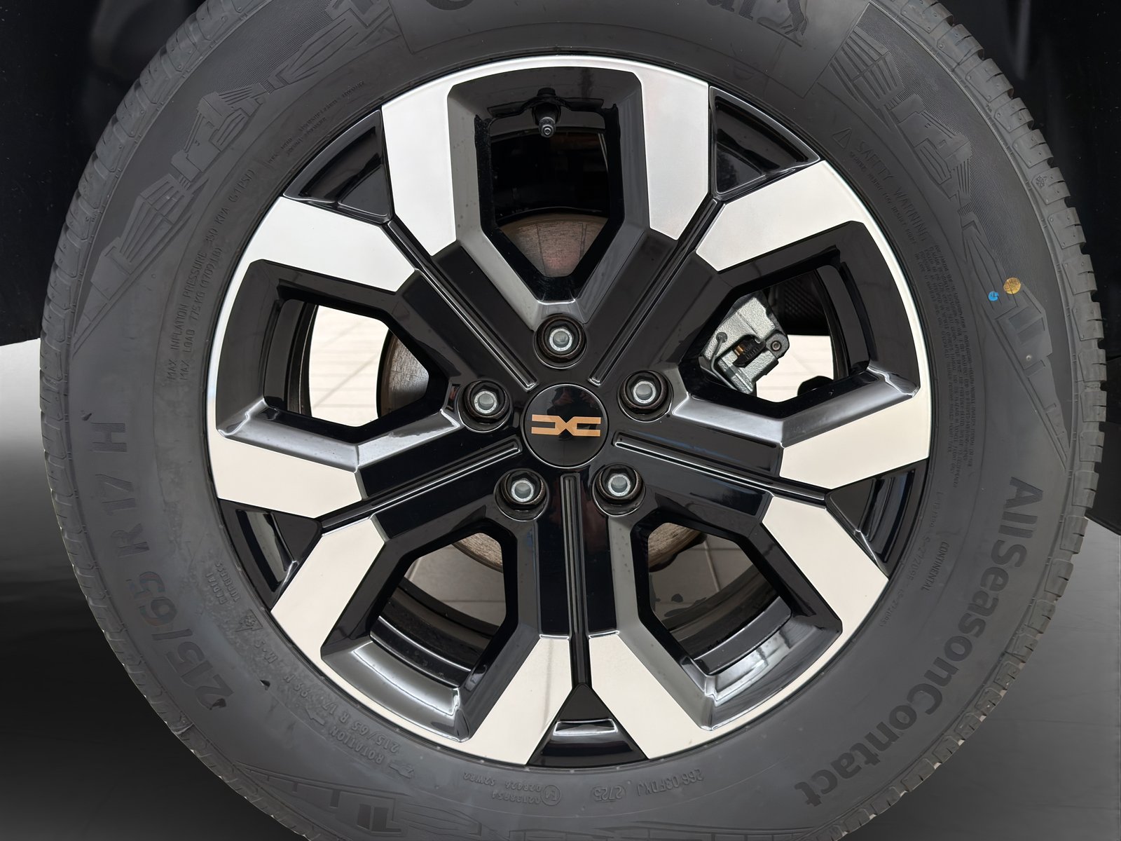 DACIA Duster 1.2 TCe Extreme 4WD, Hybride Léger Essence/Électricité, Voiture nouvelle, Manuelle - 6