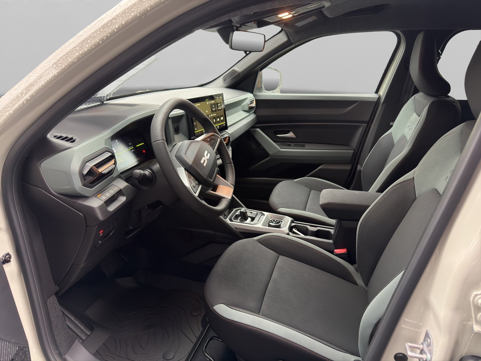 DACIA Duster 1.2 Hybrid Extreme 4WD, Full-Hybrid Petrol/Electric, New car, Automatic - 6