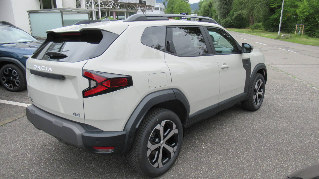 DACIA Duster 1.2 Hybrid Journey 4WD, Voll-Hybrid Benzin/Elektro, Neuwagen, Automatik - 4