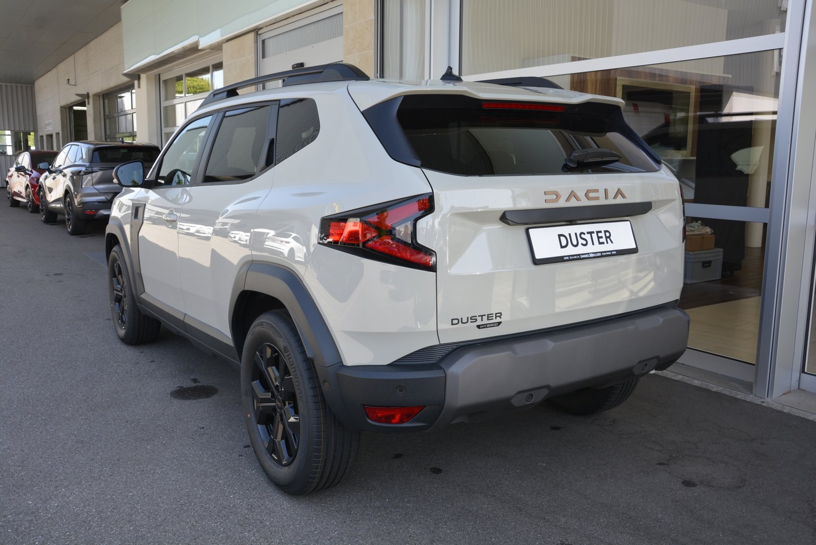 DACIA DUSTER extreme hybrid 155, Hybride Integrale Benzina/Elettrica, Auto nuove, Automatico - 4