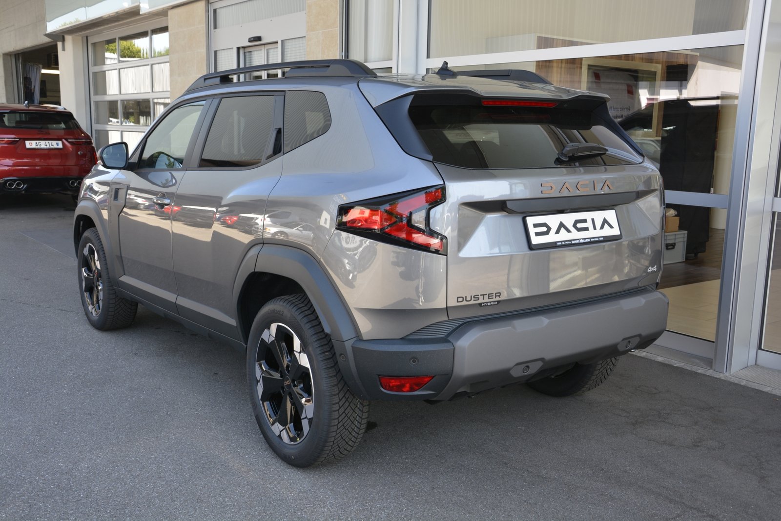 DACIA DUSTER extreme hybrid 150 4x4, Hybride Intégral Essence/Électricité, Voiture nouvelle, Automatique - 4